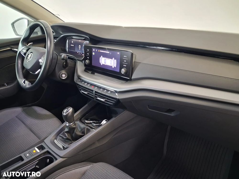 Skoda Octavia 2.0 TDI Ambition - 24