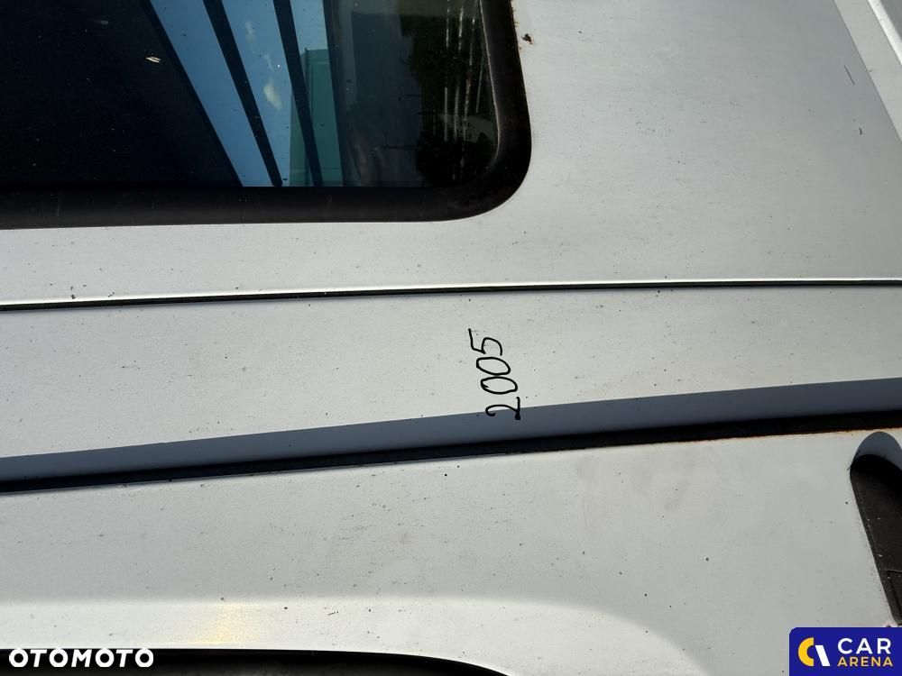 Mercedes-Benz 311 - 6