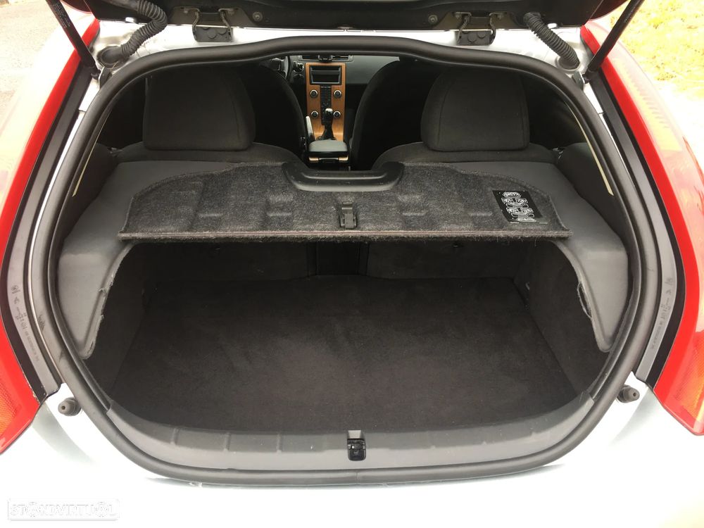 Volvo C30 1.6 D2 Momemtum Start/Stop - 12
