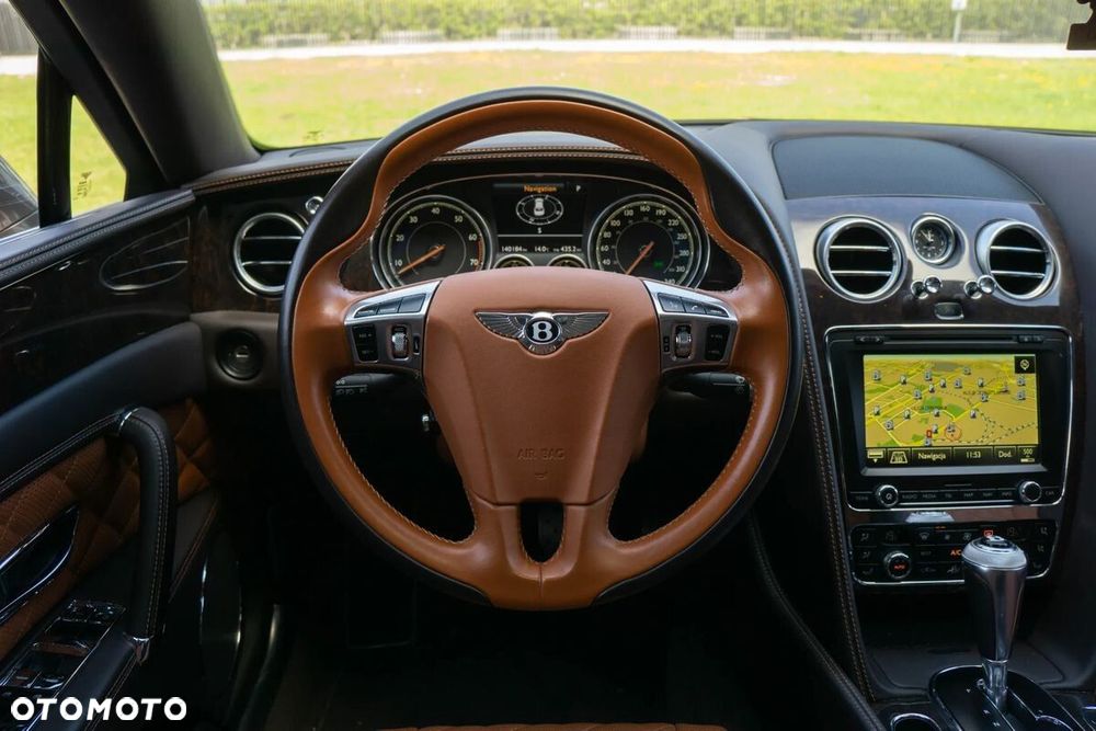 Bentley Flying Spur - 26