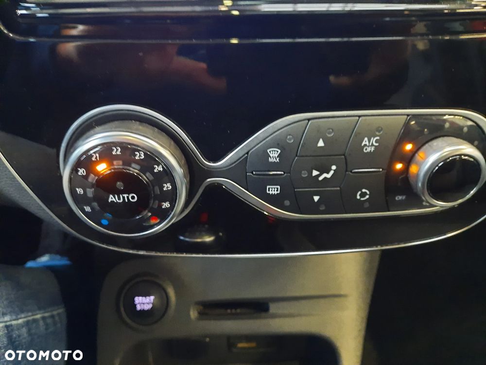 Renault Captur TCe 150 GPF INTENS - 21