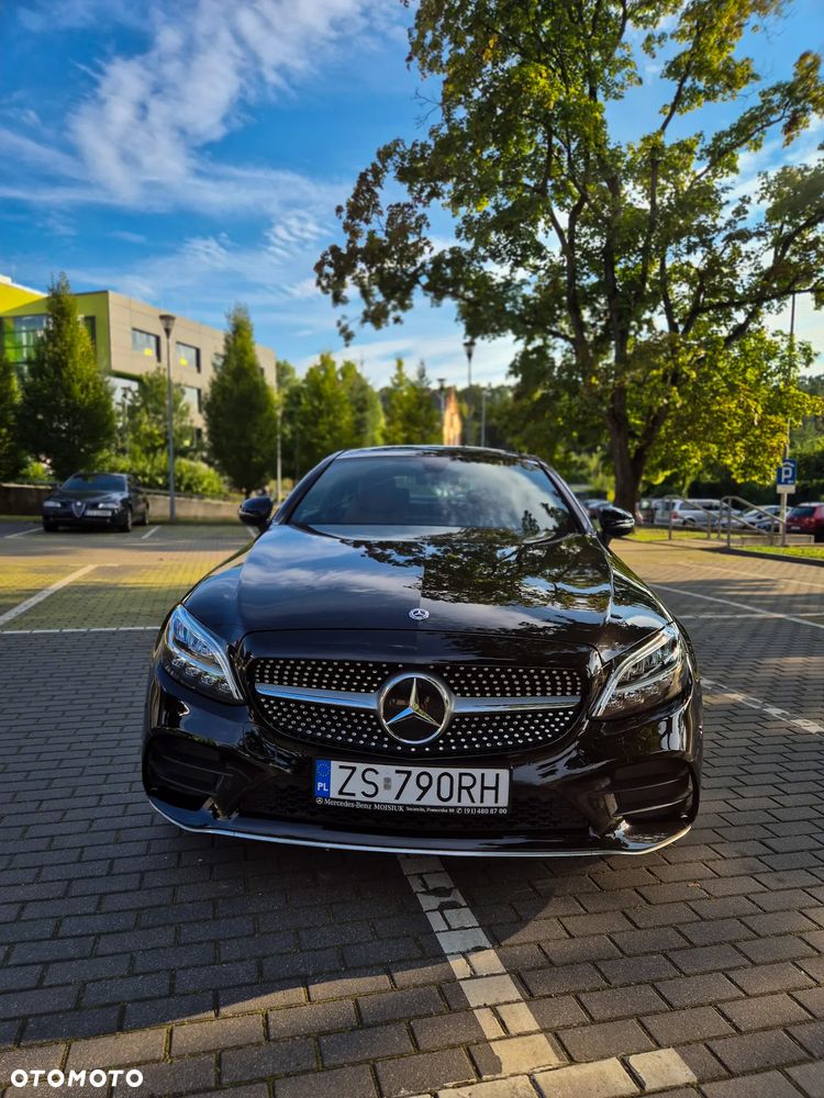 Mercedes-Benz Klasa C 180 9G-TRONIC AMG Line - 3