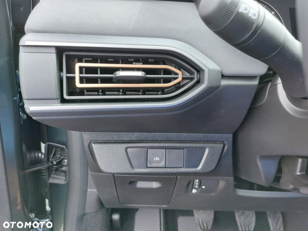 Dacia Sandero Stepway - 10