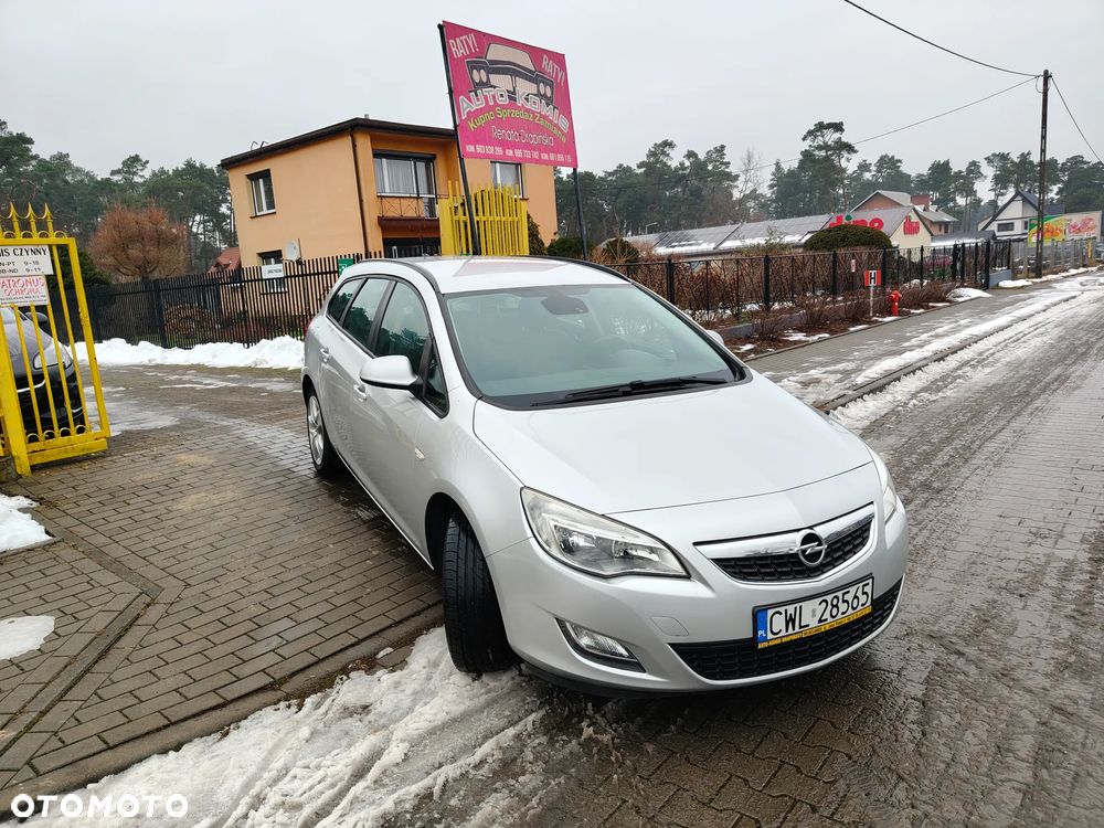 Opel Astra ver-1-4-sports-tourer - 4