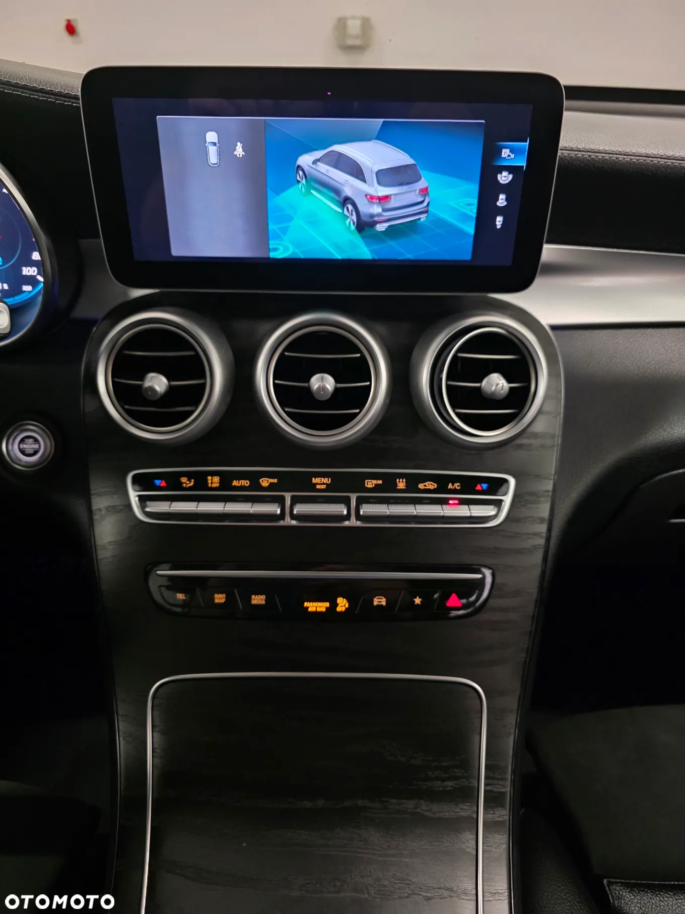 Mercedes-Benz GLC 300 d 4Matic 9G-TRONIC AMG Line Plus - 15