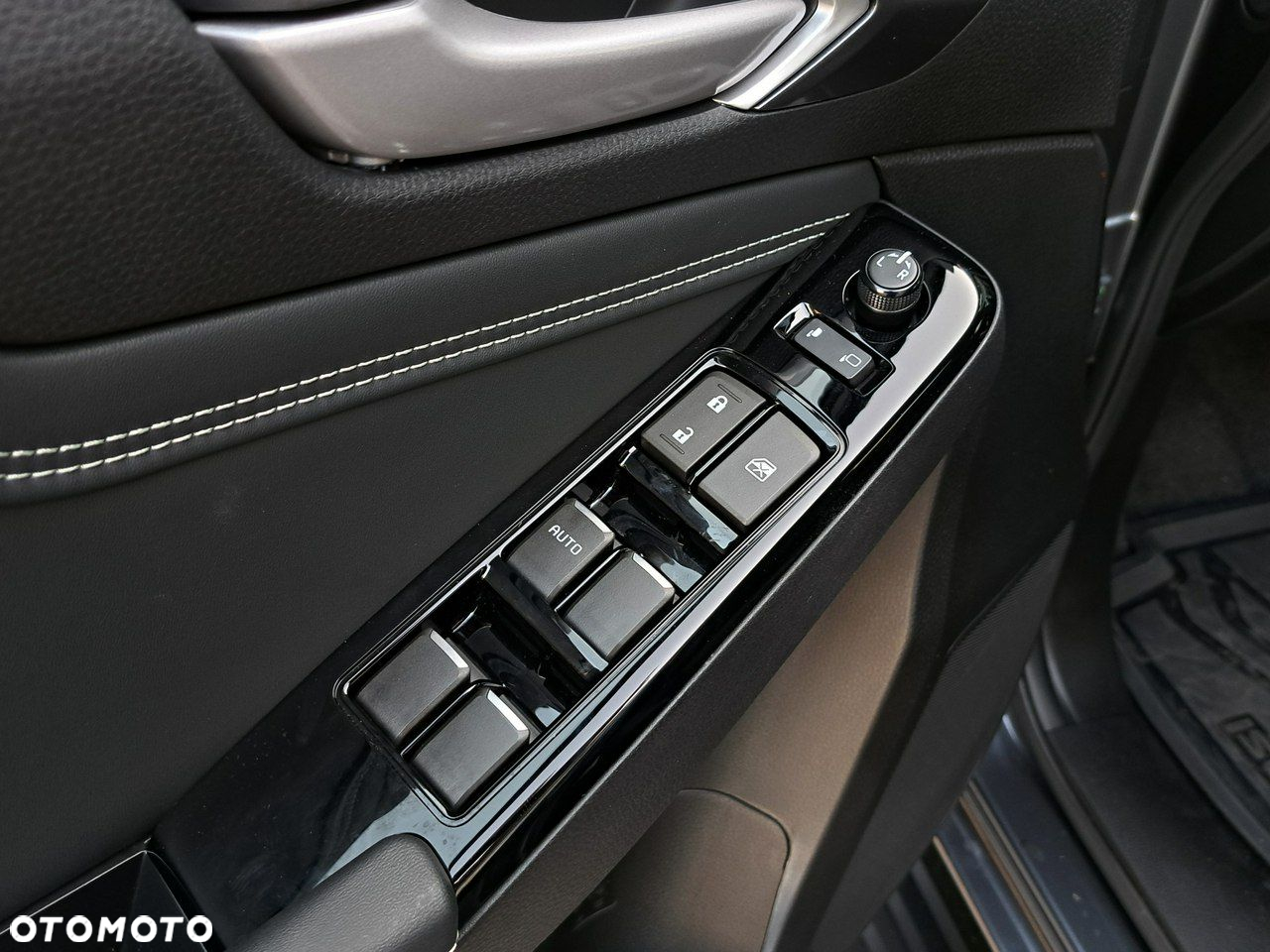 Isuzu D-Max - 15