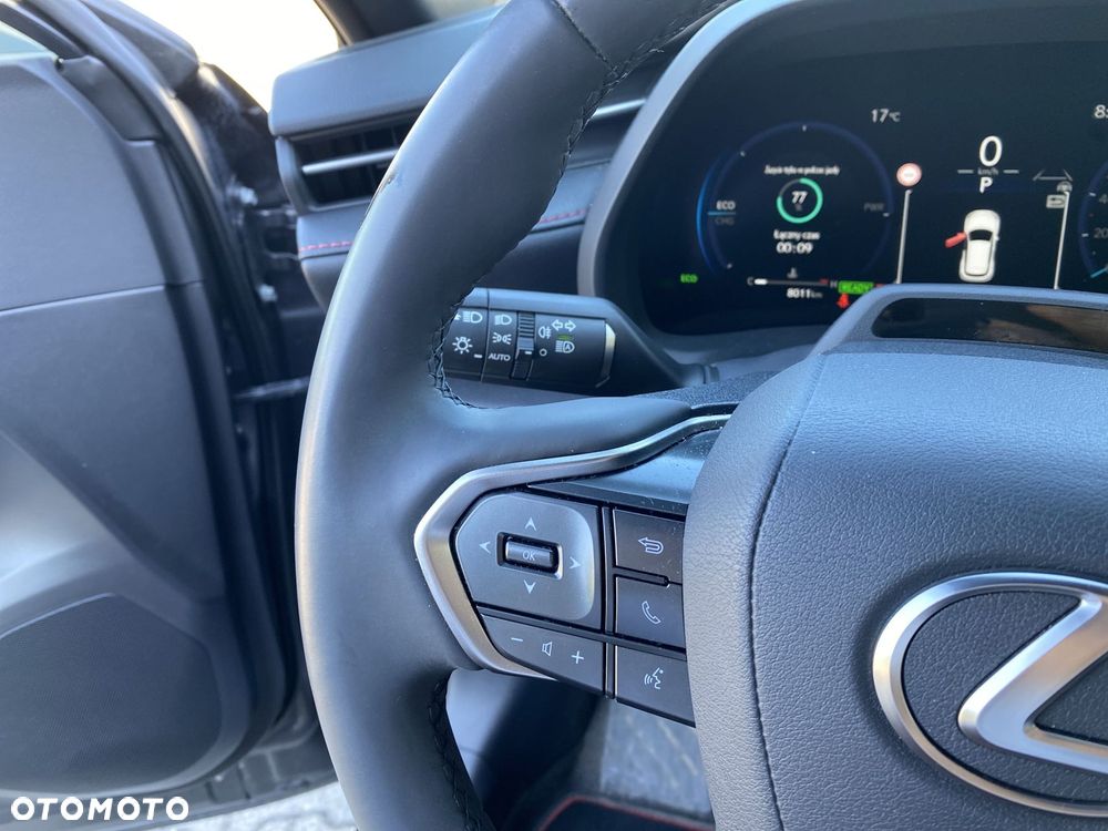 Lexus LBX 1.5 Hybrid Emotion - 24