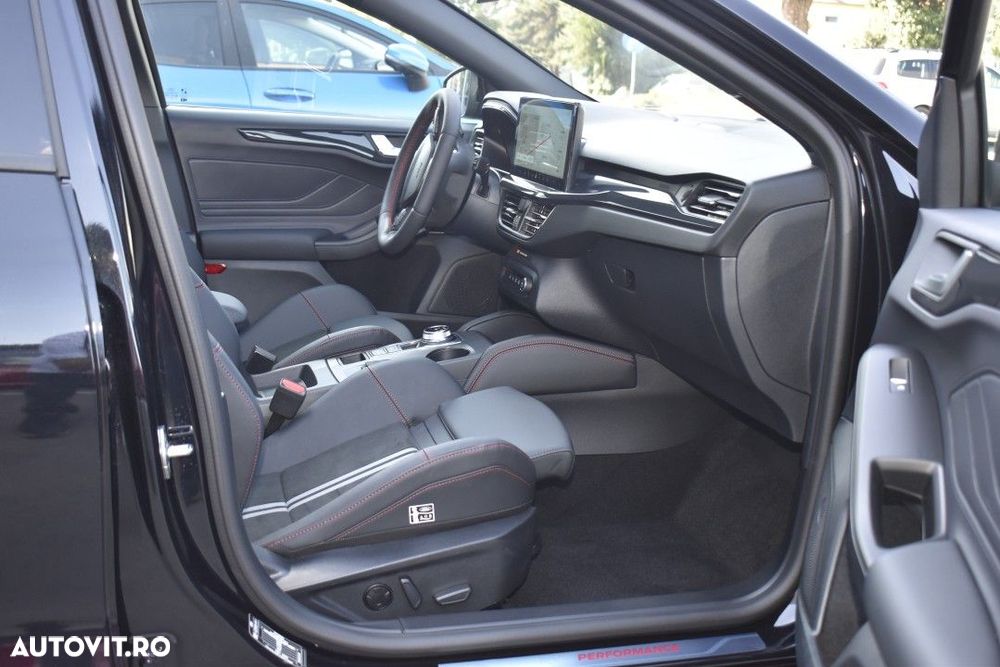 Ford Focus - 14