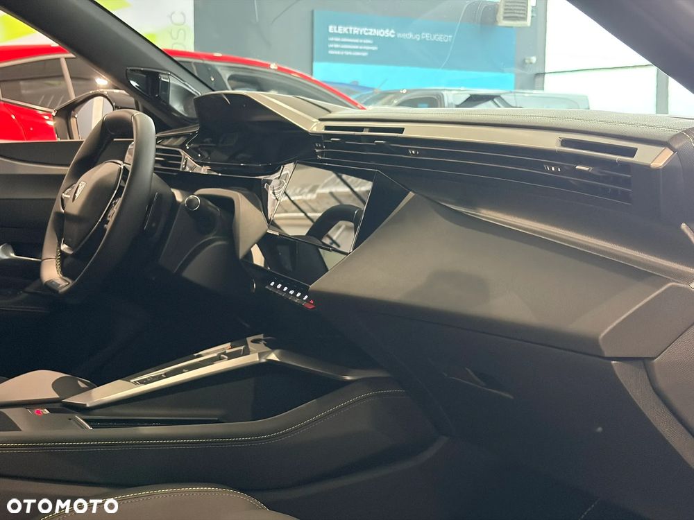Peugeot 308 1.5 BlueHDi GT Exclusive S&S EAT8 - 32