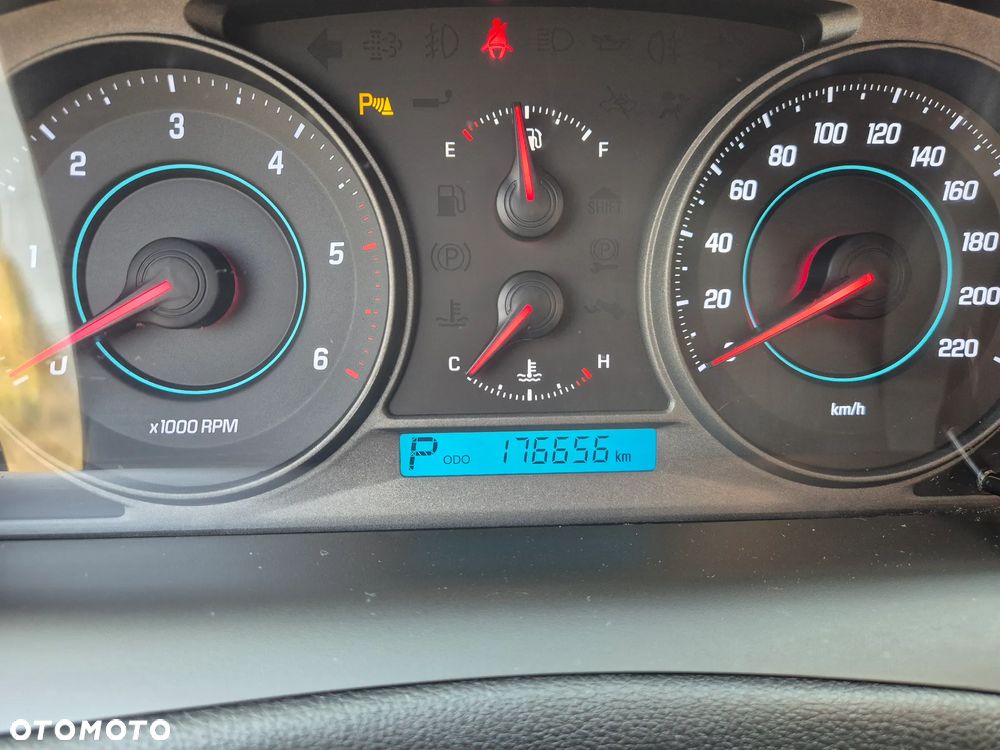 Chevrolet Captiva 2.2 D LTZ - 7