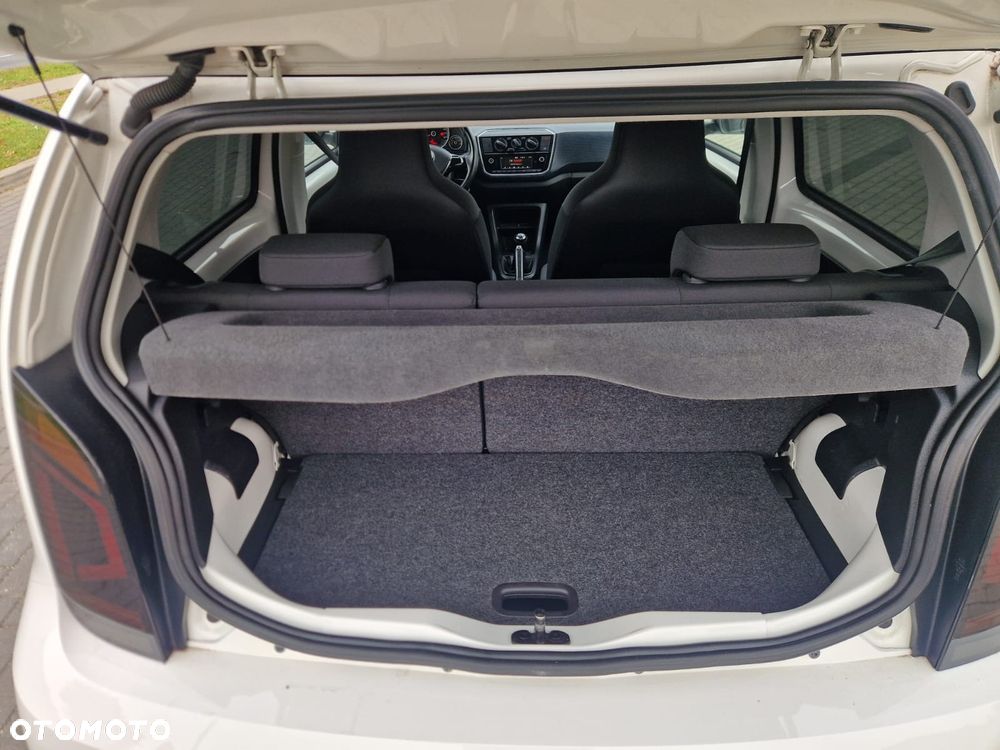 Volkswagen up! - 21