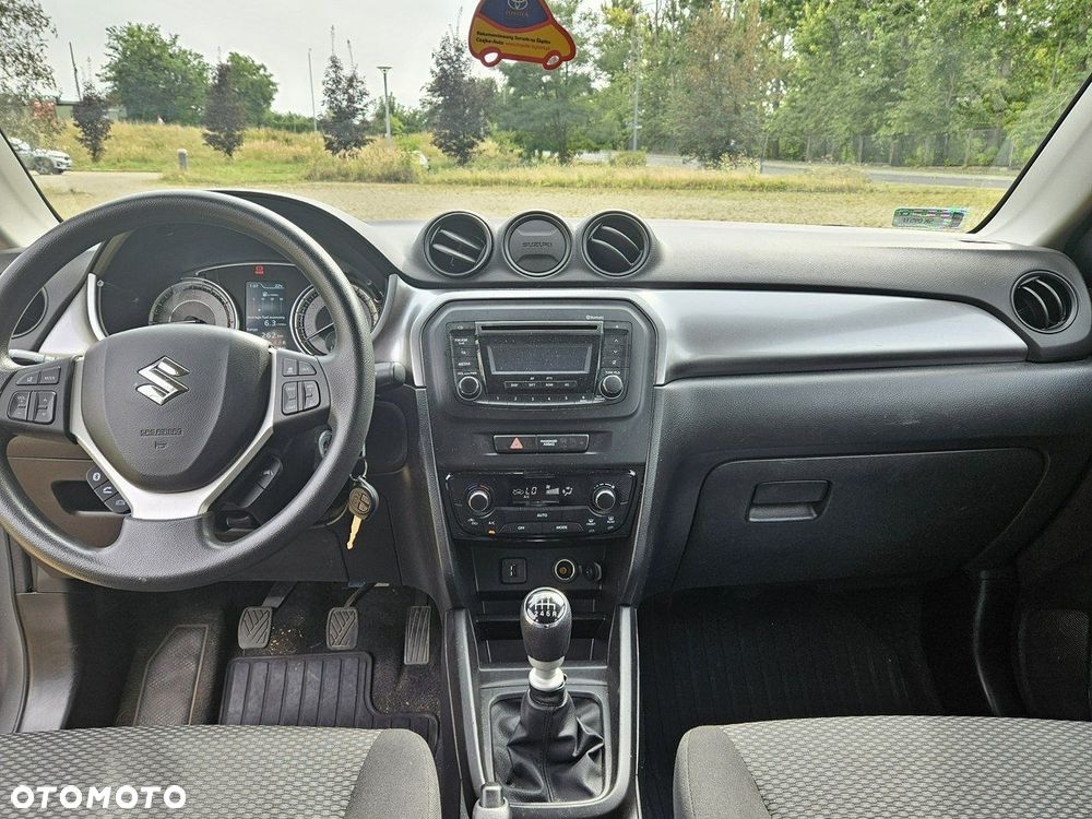 Suzuki Vitara - 10