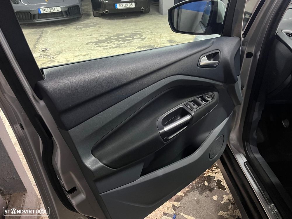 Ford C-Max 1.6 TDCi Titanium Edition S/S - 9