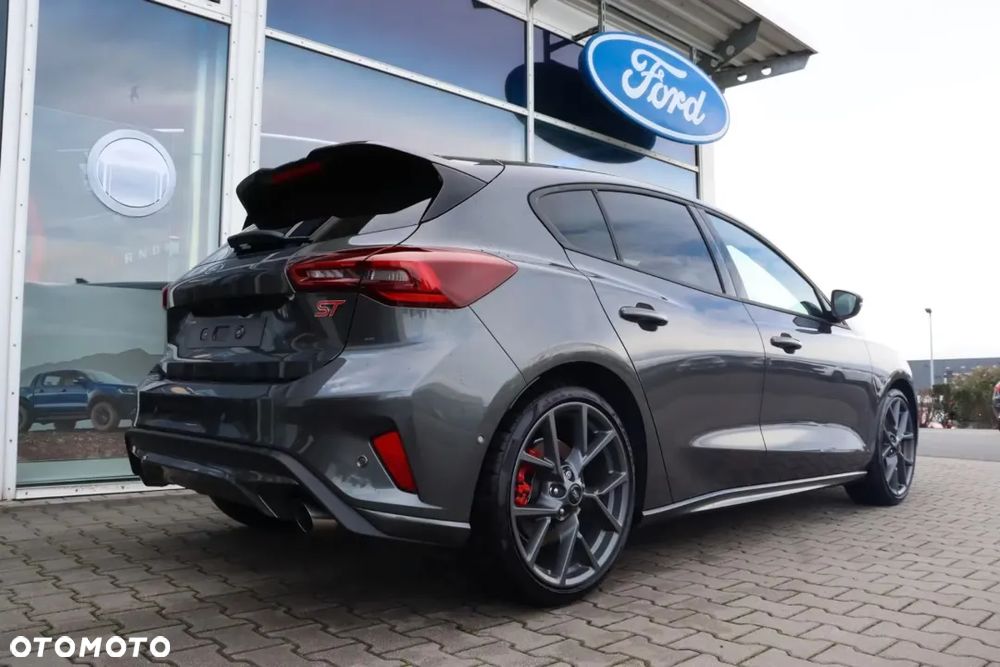 Ford Focus 2.3 EcoBoost ST X - 3