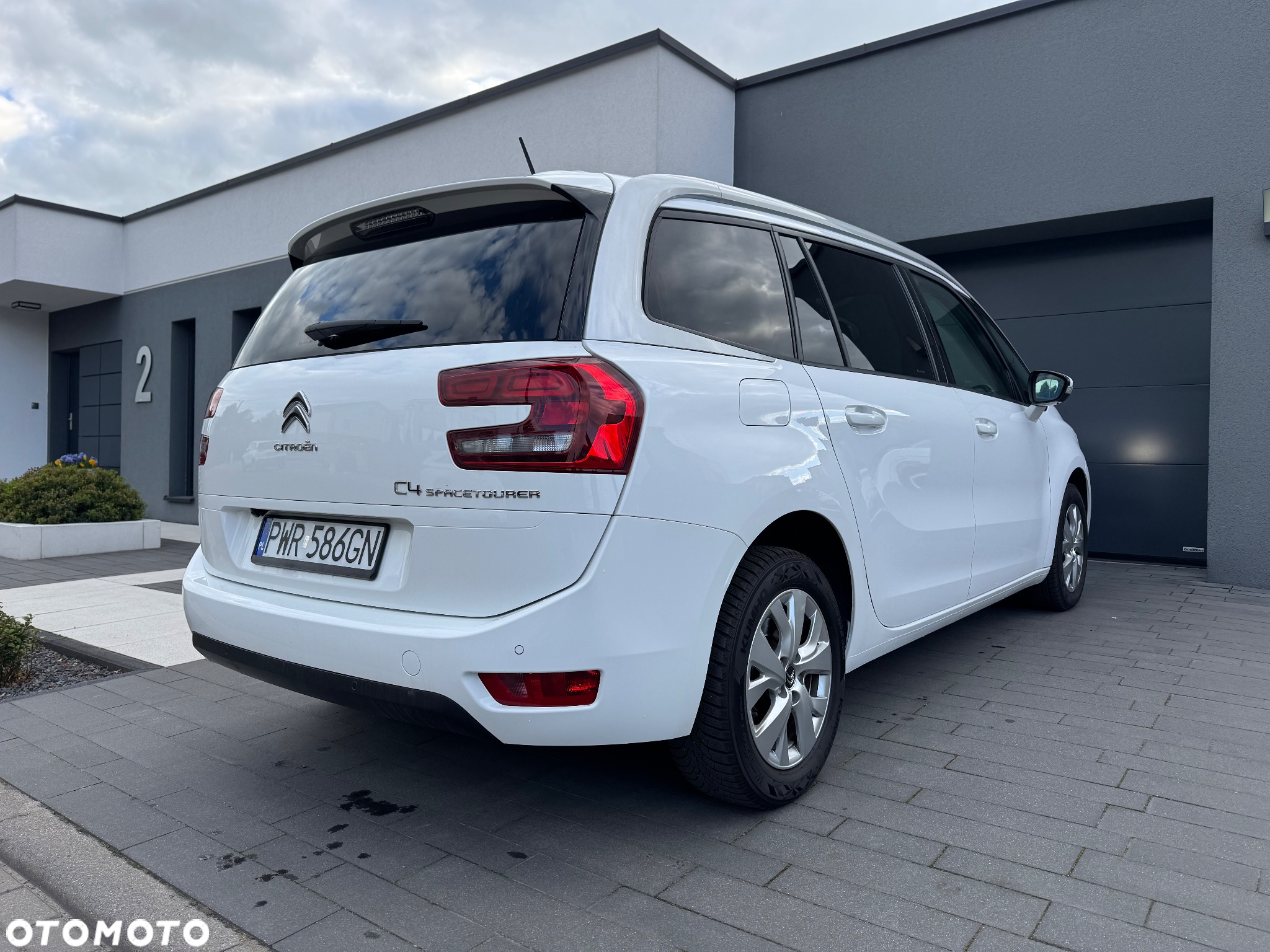 Citroën C4 SpaceTourer - 11