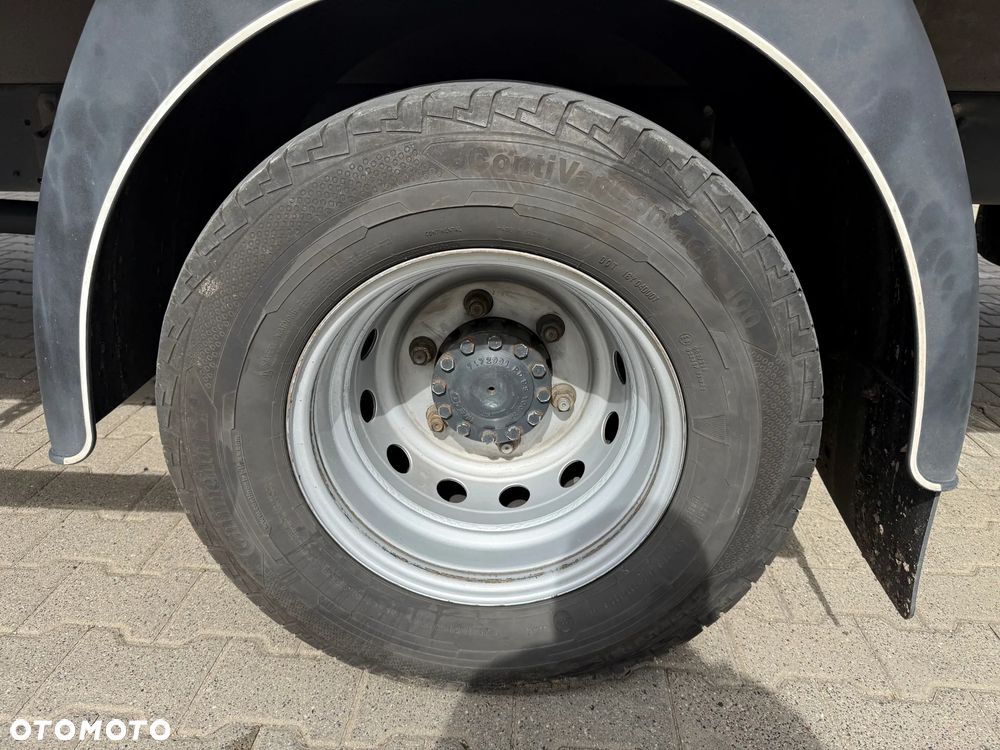 Iveco 70C21 - 24