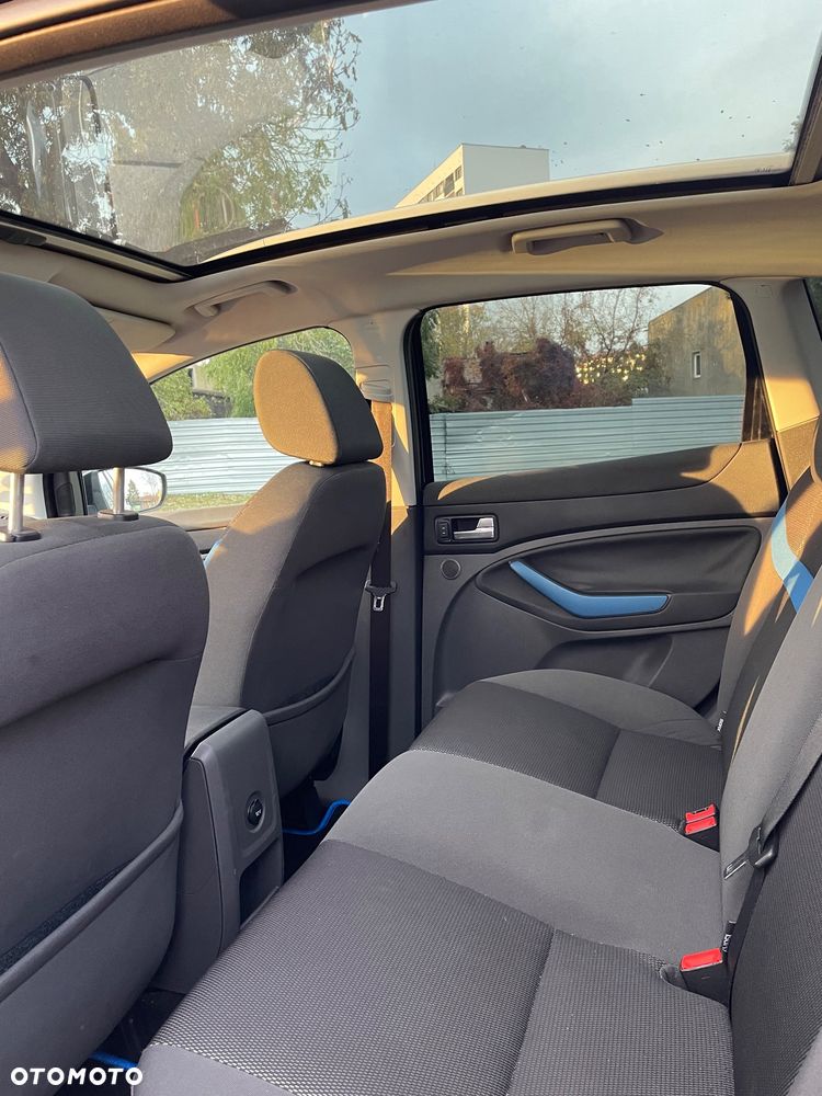 Ford Kuga 2.0 TDCi Titanium - 7