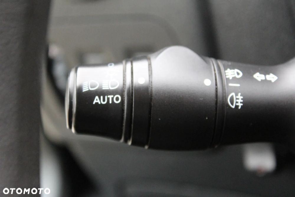 Nissan NV400 - 25