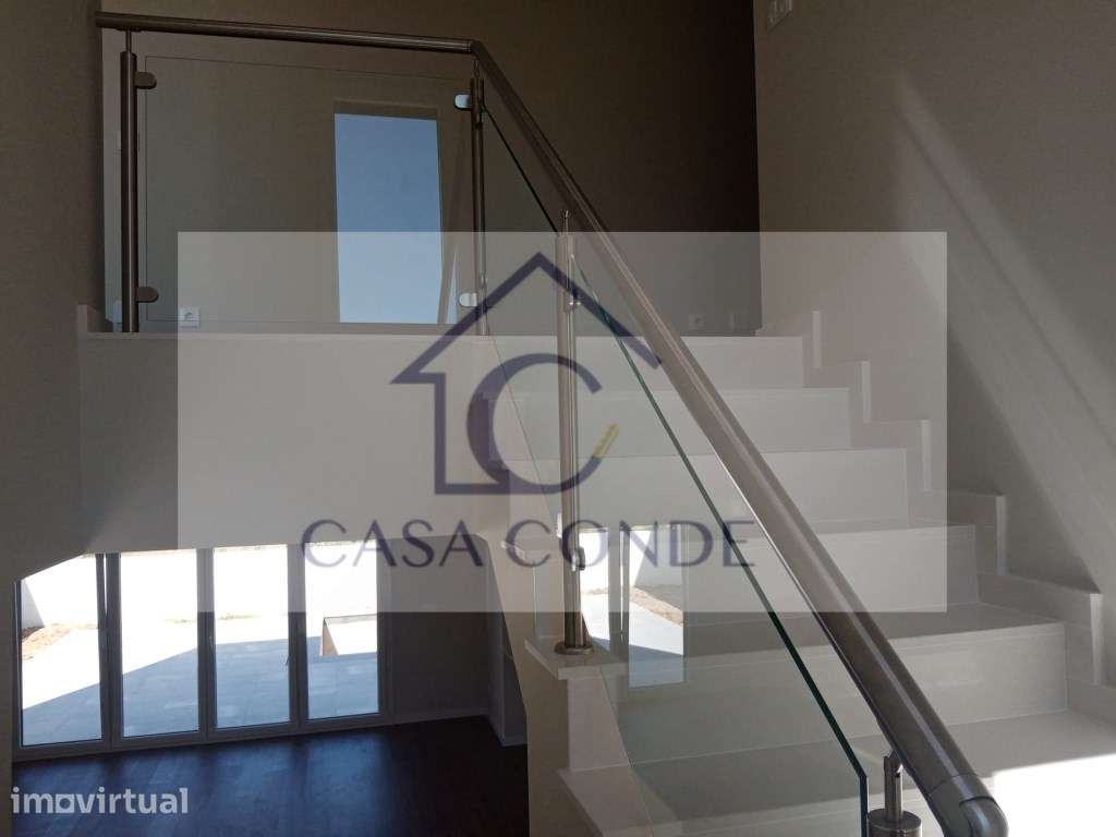 Moradia Isolada T4 Duplex com Piscina | Vendas de Azeitão - Grande imagem: 2/60