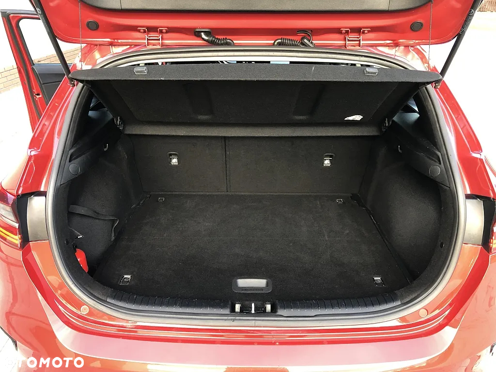 Kia Ceed 1.6 CRDi SCR L - 31
