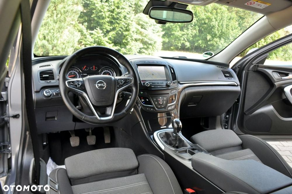 Opel Insignia - 28