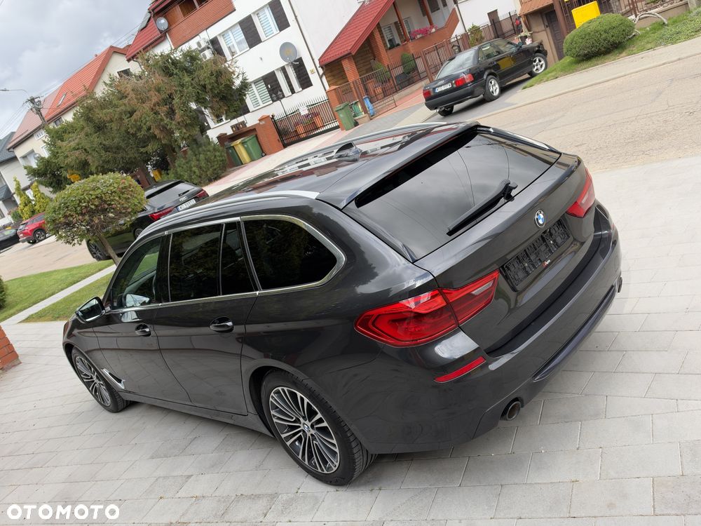 BMW Seria 5 520d Sport Line sport - 8