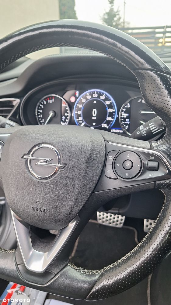 Opel Insignia 2.0 T Elegance S&S - 19