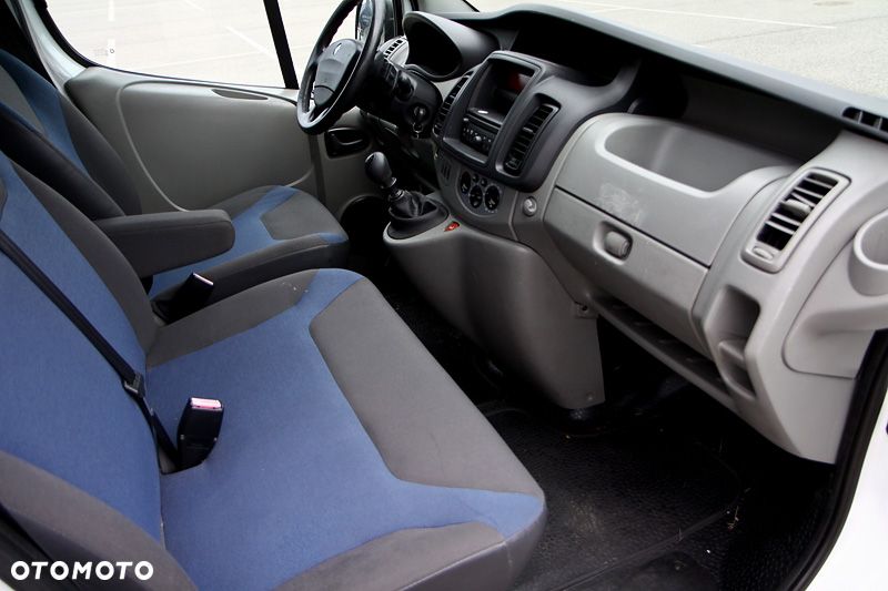 Renault Trafic - 8