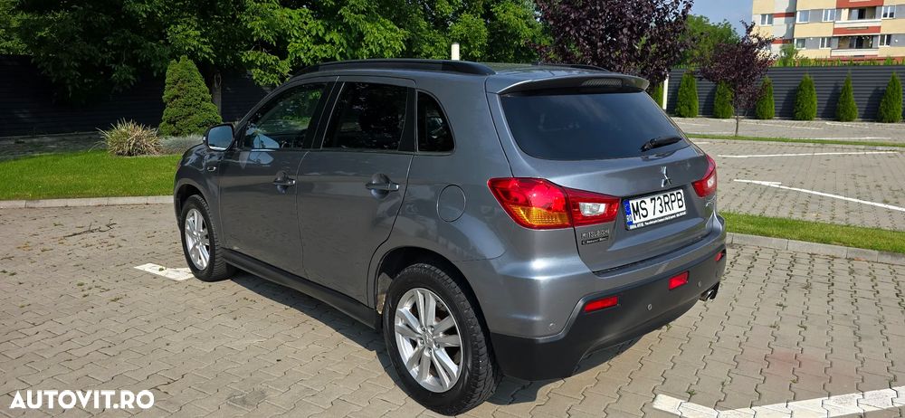 MITSUBISHI ASX 2011 — imagine 4
