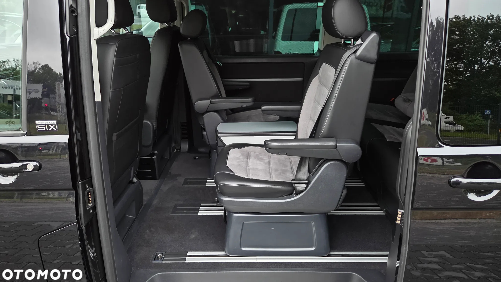 Volkswagen Multivan 6.1 2.0 TDI L1 Highline 4Motion DSG - 14