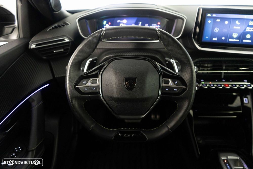 Peugeot 2008 1.2 PureTech GT EAT8 - 29