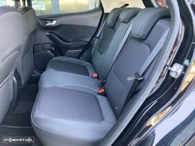 Ford Fiesta 1.0 EcoBoost S&S TITANIUM - 27