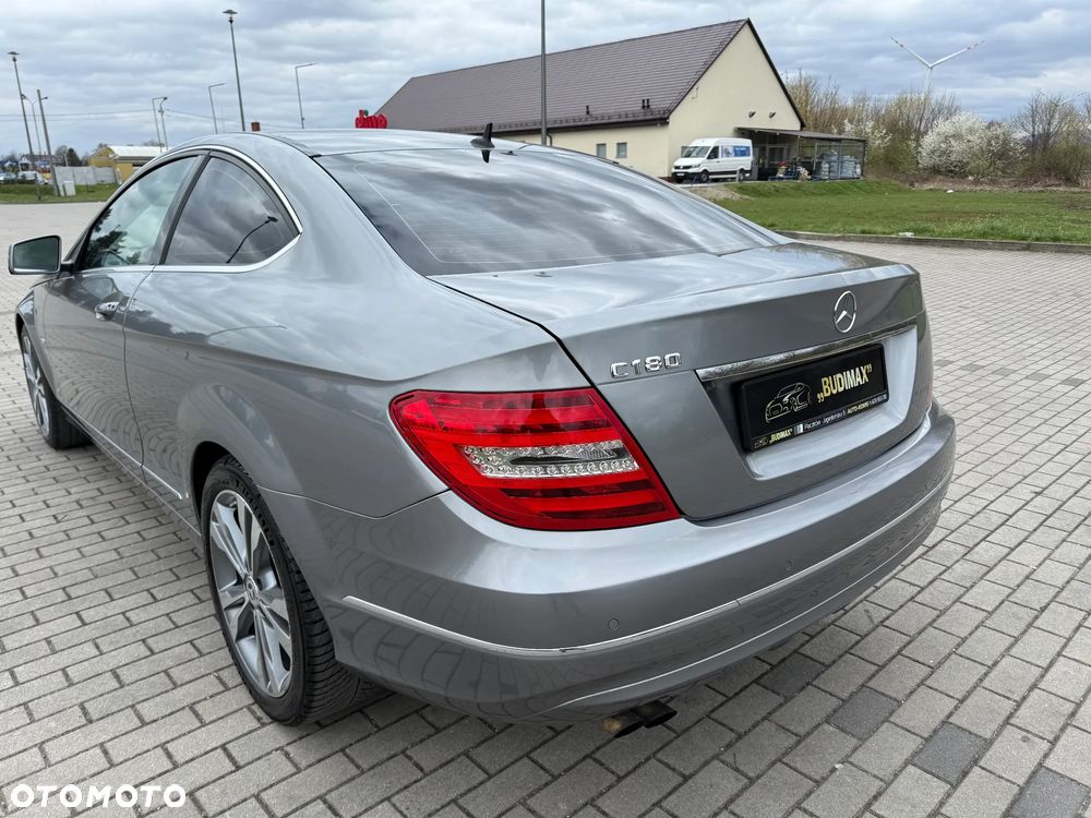 Mercedes-Benz Klasa C 180 BlueEFFICIENCY - 8