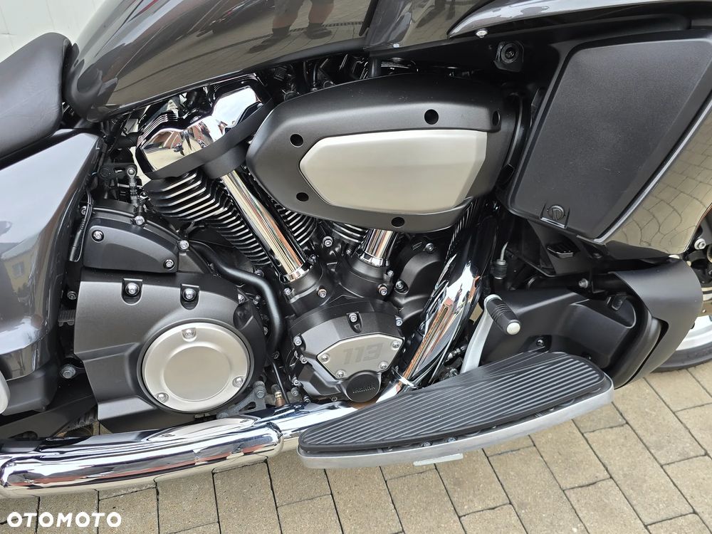 Yamaha Venture - 12