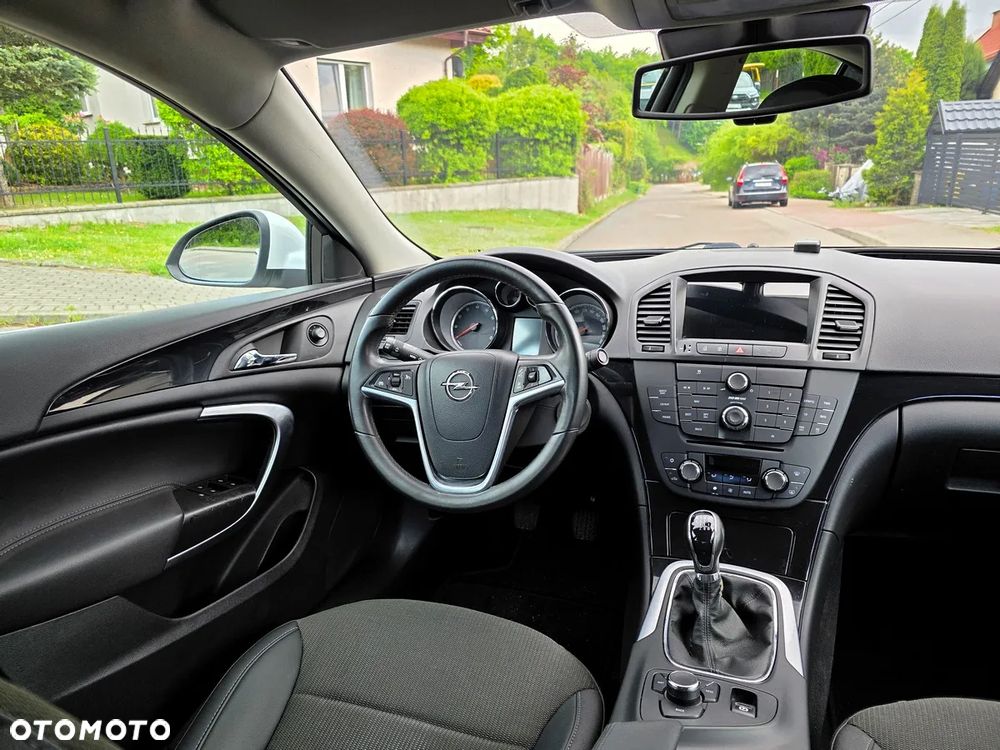 Opel Insignia 2.0 Turbo - 6
