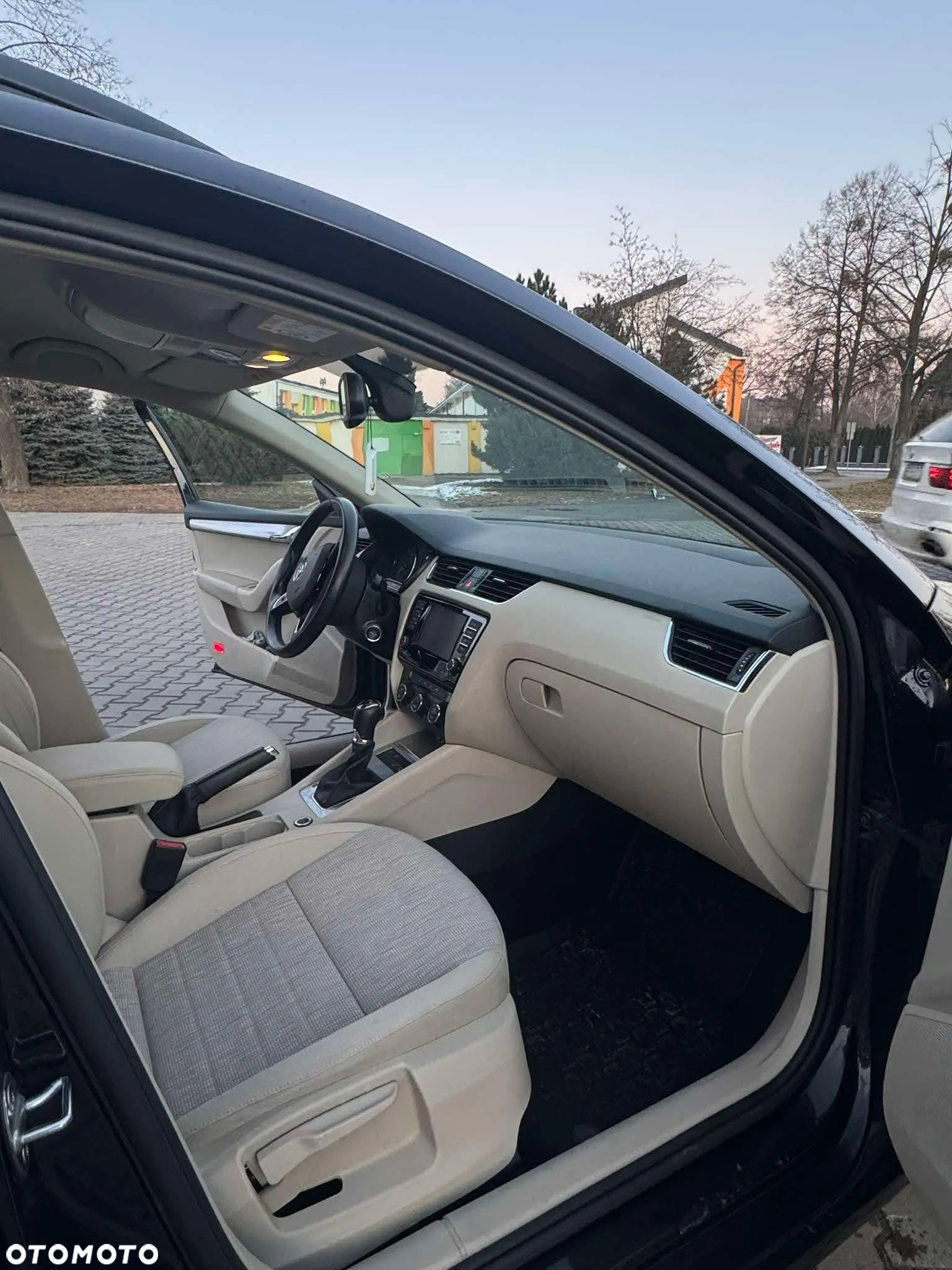 Skoda Octavia 1.4 TSI Ambition DSG - 11