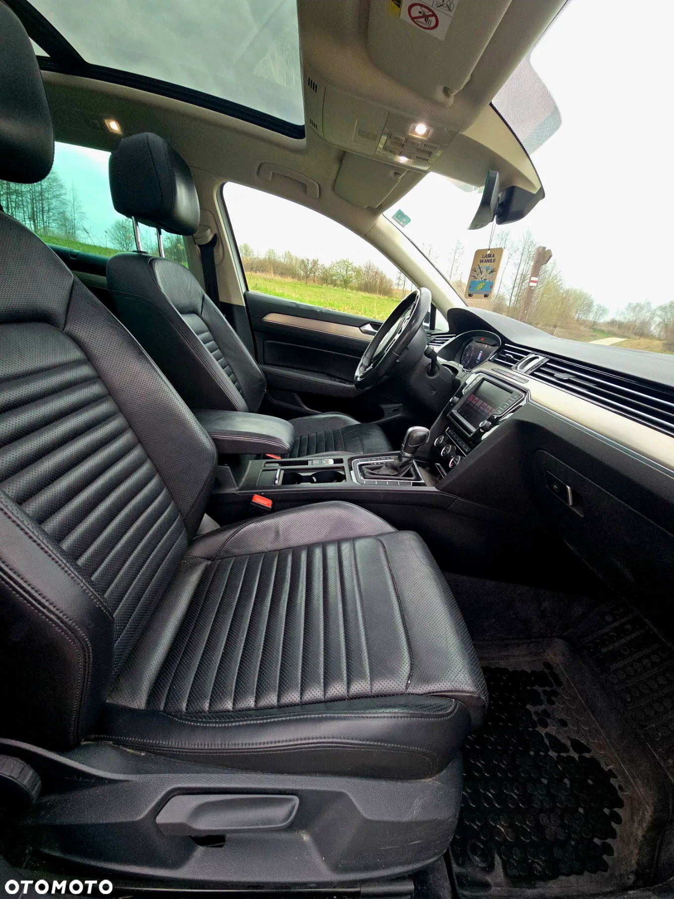 Volkswagen Passat 2.0 TDI Bi-Turbo BMT 4Mot Highline DSG - 12