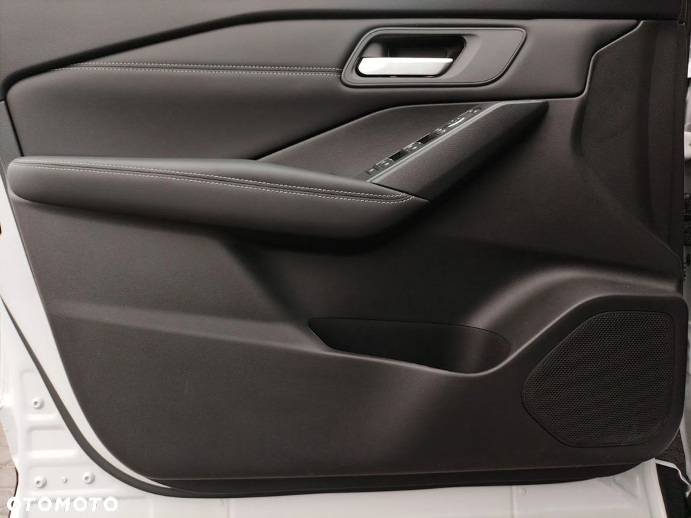 Nissan Qashqai 1.3 DIG-T MHEV N-Connecta Xtronic - 21