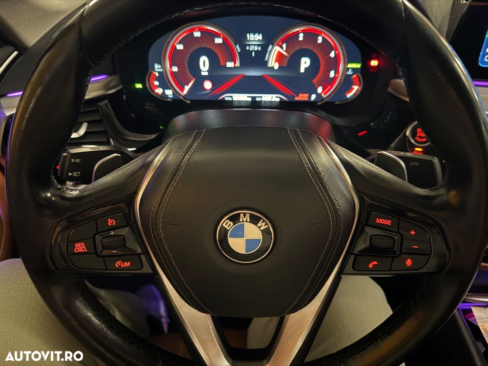 BMW Seria 5 520d AT - 27