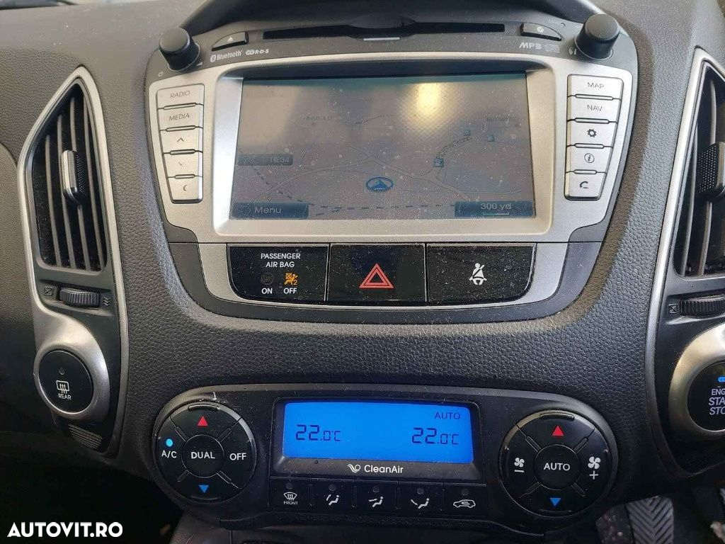 Stopuri Hyundai ix35 2011 SUV 1.7 DOHC - 10