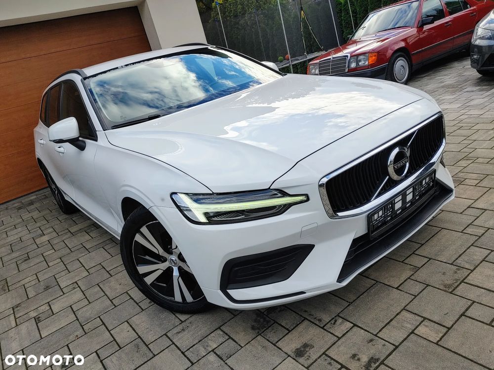 Volvo V60 B3 B Momentum - 15