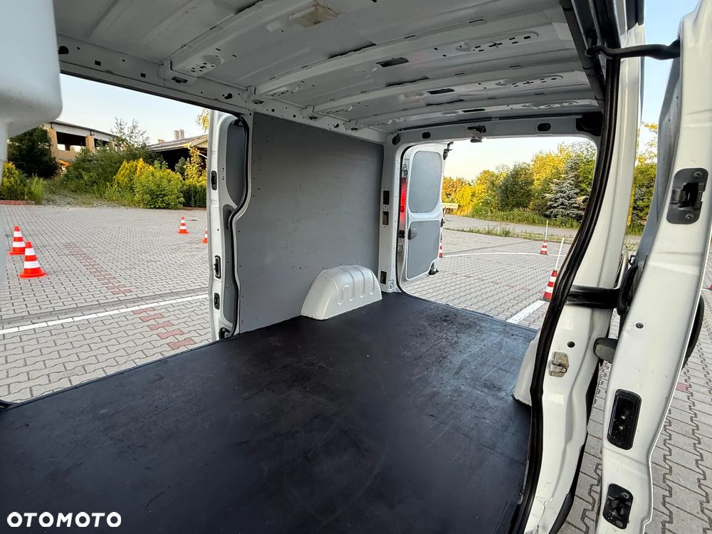 Opel VIVARO - 15