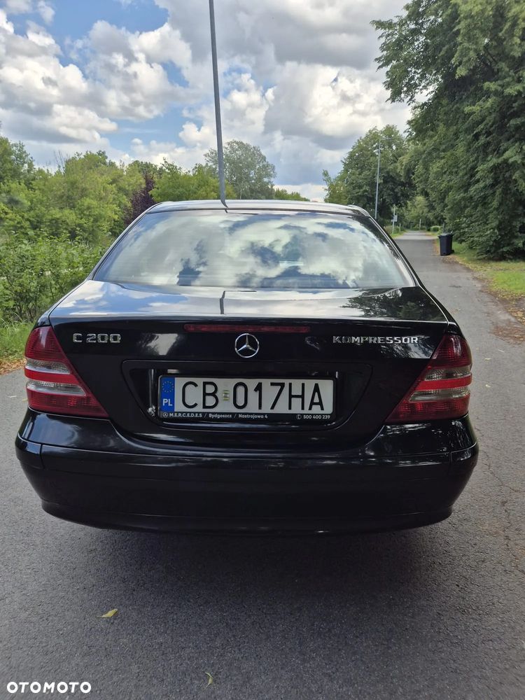 Mercedes-Benz Klasa C 180 Kompressor Classic - 19