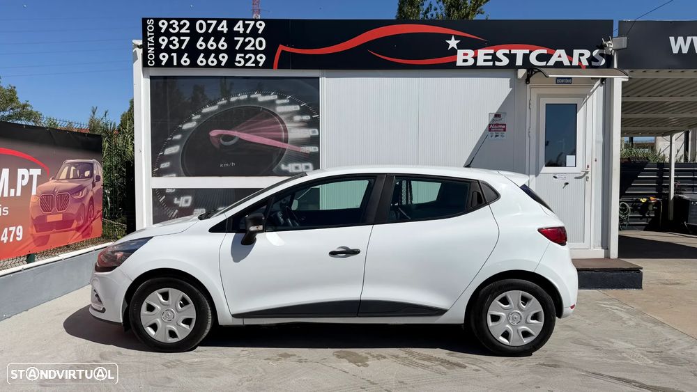 Renault CLIO - 11