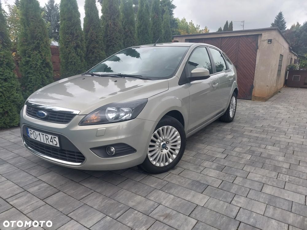 Ford Focus 2009 photo 2