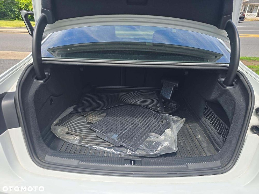 Audi A6 Limousine 2.0 TFSI Quattro S tronic - 11