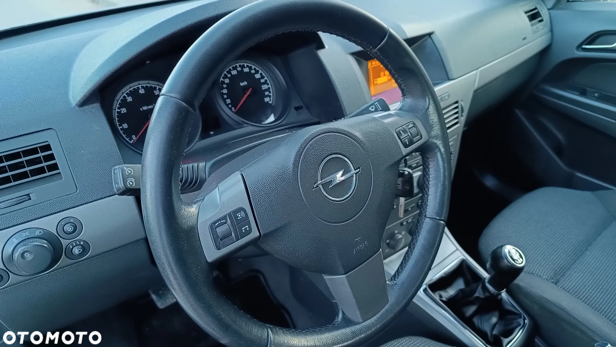 Opel Astra II 1.4 Comfort / Cool - 24