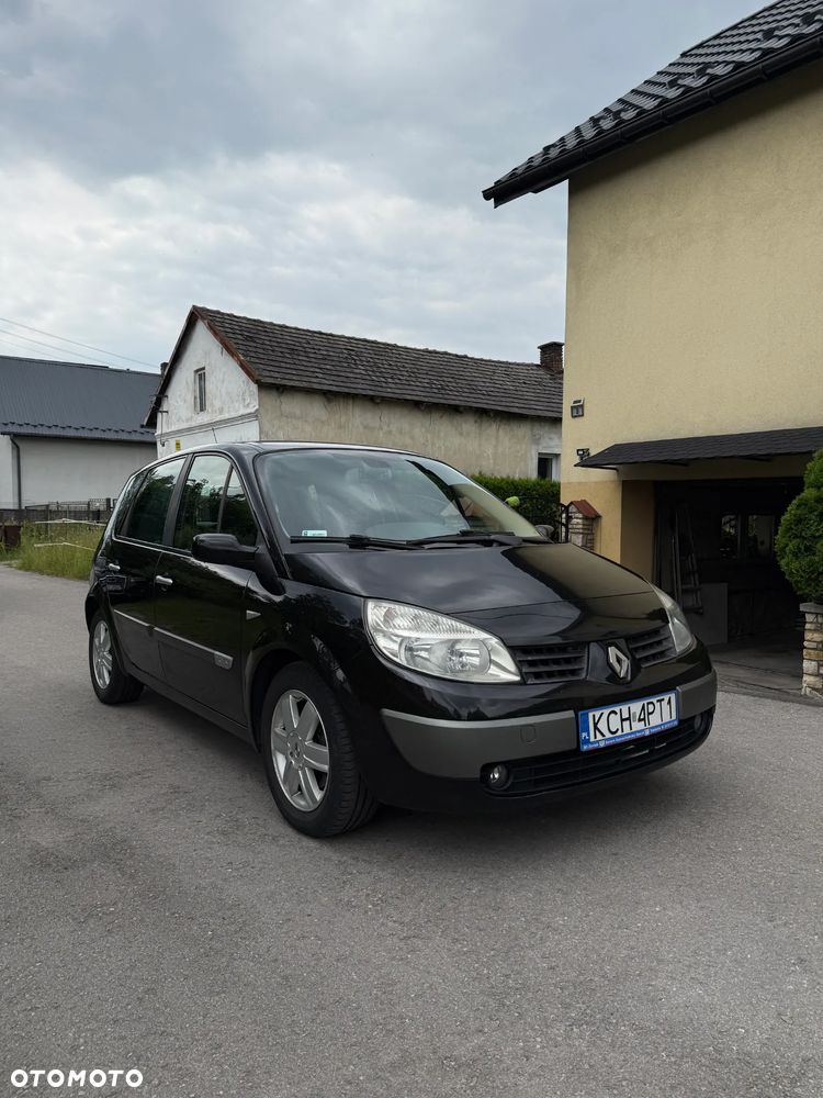 Renault Scenic - 1