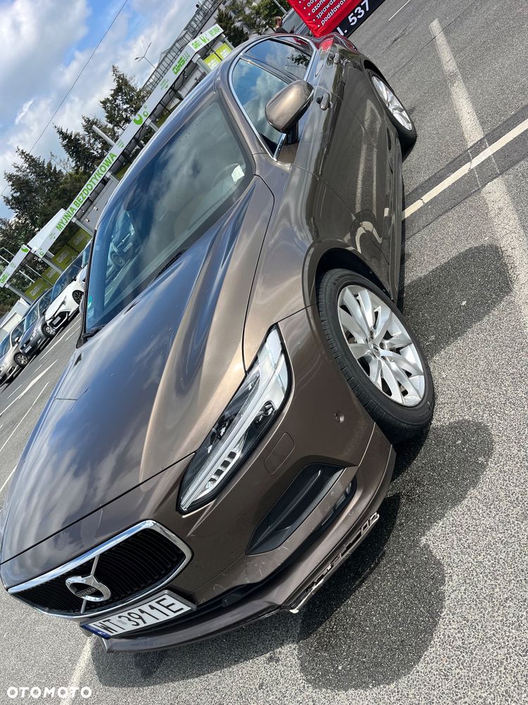 Volvo S90 D4 Momentum - 1