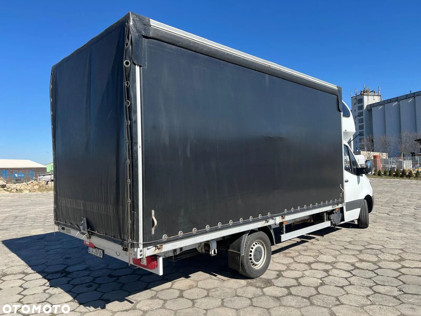 Mercedes-Benz Sprinter - 5